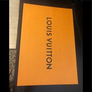 Louis Vuitton box